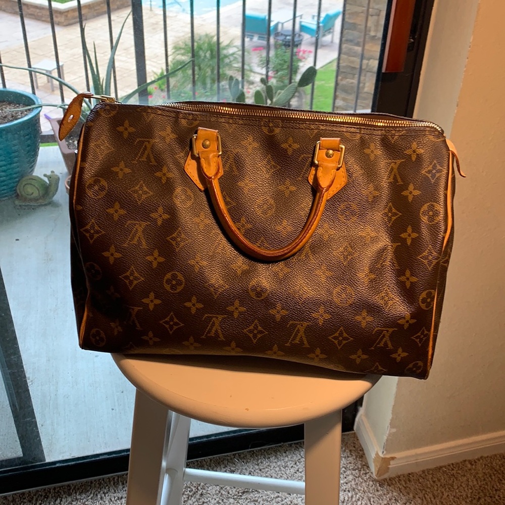 Louis Vuitton Speedy 30